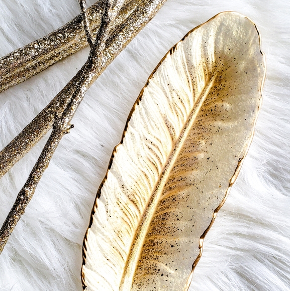 Resin Feather Trinket Dish, Jewelry Dish - Picture 2 of 6